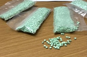 Bundespolizeiinspektion Bad Bentheim: BPOL-BadBentheim: Rund 4200 Ecstasy-Tabletten aus dem Verkehr gezogen