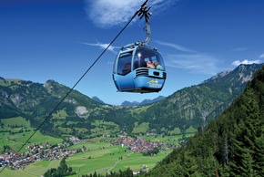 Hornbahn Hindelang bringt Gäste zum neuen Waldseilgarten - Bergbahn läuft in den Osterferien, Saisonstart am 27. April