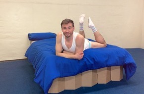 RIAB: Olympia Pappbetten? Olympionike Matthew Mitcham geht dem Mythos rund um die Anti-Beischlaf Betten auf die Spur