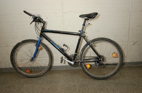 Polizeiinspektion Hildesheim: POL-HI: Täter kommt mit Fahrrad zum Tatort