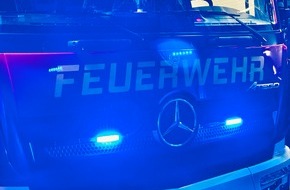 FFW Gemeinde Schwalmtal: FFW Schwalmtal: Verkehrsunfall in Ungerath - Feuerwehr sichert Unfallstelle und unterstützt Polizei