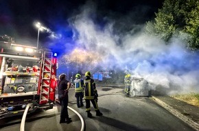 Feuerwehr Neuss: FW-NE: Mehrere Papiercontainer in Flammen | Polizei ermittelt Brandursachen