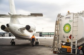 BP Europa SE: bp Pressemitteilung: Air bp kooperiert mit ExecuJet am GA-Terminal Berlin Brandenburg
