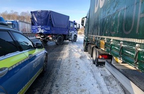 Polizeiinspektion Osnabrück: POL-OS: Osnabrück: Technisches Hilfswerk unterstützte die Polizeiinspektion (Fotos)