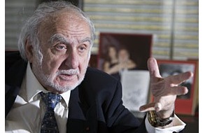 SWI swissinfo.ch: Media Service: Nicolas Hayek s'engage pour l'environnement (swissinfo)
