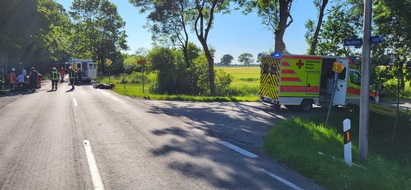 Polizeiinspektion Stade: POL-STD: Einbrecher in Buxtehuder Halephagen Schule, Zusammenstoß von Motorrädern in Krummendeich - zwei Personen verletzt