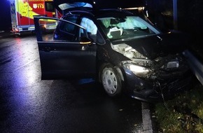 Kreispolizeibehörde Höxter: POL-HX: Zwei Verletzte nach Verkehrsunfall