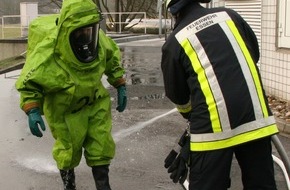 Feuerwehr Essen: FW-E: Chlorgasausströmung im Pumpwerk Westfalenstraße, Bildbeilage Archivfoto