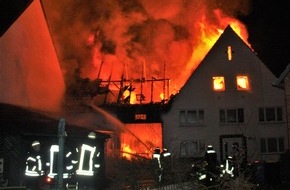 Kreispolizeibehörde Höxter: POL-HX: Wohnhaus und Scheune ausgebrannt