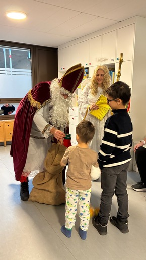 Nikolausüberraschung der Höhenretter im Klinikum Ingolstadt