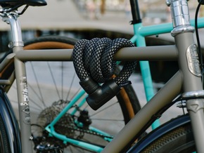 ABUS YARNIT 4004K. Innovativer Stoff f&uuml;r stylische Fahrrad-Sicherheit.