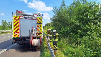 Freiwillige Feuerwehr der Gemeinde Sonsbeck: FW Sonsbeck: Flächenbrand an der A57