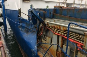 Landeswasserschutzpolizeiamt Mecklenburg-Vorpommern: LWSPA M-V: Schiffsunfall vor der Insel Rügen