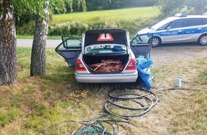 Polizeipräsidium Mittelhessen - Pressestelle Lahn - Dill: POL-LDK: Kabeldiebe in Lahnau-Atzbach erwischt / Kofferraum voll Kupfer sichergestellt -