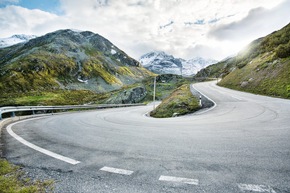 5 Alpenp&auml;sse 1 Tag autofrei: Neu auch Fl&uuml;elapass nur f&uuml;r Velo &amp; Co.