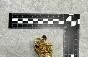 Hauptzollamt Frankfurt am Main: HZA-F: Zoll am Frankfurter Flughafen beschlagnahmt Goldkette mit Tigerzahn im Reiseverkehr