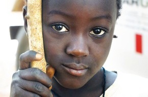 TARGET Rüdiger Nehberg: Schutz der Mädchen vor genitaler Verstümmelung / TARGET Rüdiger Nehberg startet Aufklärungskampagne in Guinea-Bissau