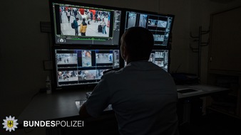 Bundespolizeidirektion München: Bundespolizeidirektion München: Eigentumsdelikte dank Videoaufzeichnung aufgeklärt / Tatverdächtiger nutzt Arglosigkeit seiner Opfer