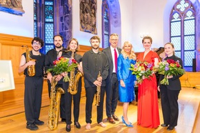 Frühlings-Benefizkonzert: ein bunter Abend und rund 140.000 Euro für das neue Kinderklinikum Nürnberg