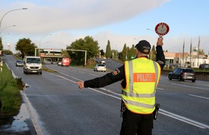 POL-Bremerhaven: Polizei registriert 30 Rotlichtverstöße bei Kontrollaktion - Zwei Autofahrern droht Fahrverbot