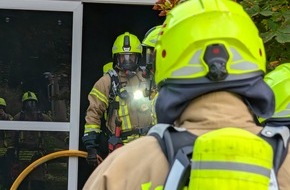 Feuerwehr Detmold: FW-DT: Gemeldeter Brand im Geb&auml;ude ( Feuer 3 )