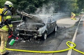 Polizeiinspektion Stade: POL-STD: Audi Coupe gerät auf Bundesstraße in Buxtehude in Brand
