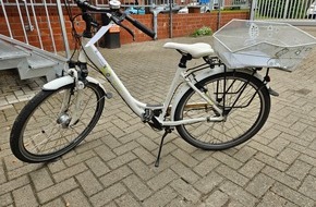 Polizeiinspektion Diepholz: POL-DH: --- Syke, Polizei sucht Fahrradeigentümer - Martfeld, Einbrecher verscheucht - Bassum, Frontal gegen Baum ---