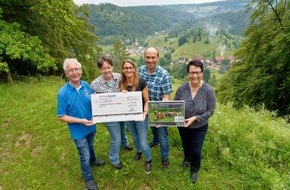Edeka Südwest: Presse-Information: Naturschutzprojekt in Münsingen ausgezeichnet