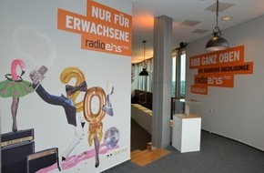 rbb - Rundfunk Berlin-Brandenburg: rbb eröffnet "Radioeins Dachlounge"