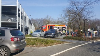 FW-RE: Brand im Parkhaus des Klinikum Vest - keine Verletzten