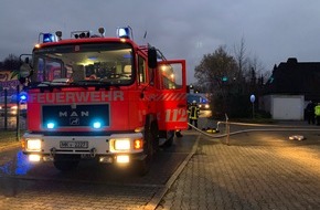 Freiwillige Feuerwehr Menden: FW Menden: Brand an einem Gewächshaus schnell unter Kontrolle