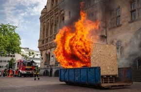 Feuerwehr Recklinghausen: FW-RE: Vermutlich mutwillig ausgelöste Brandmelder am Tag der mündlichen Prüfungen