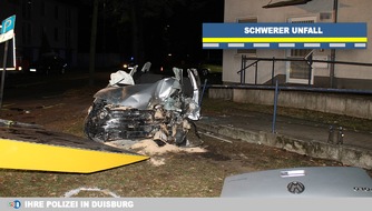 Polizei Duisburg: POL-DU: Obermarxloh: VW-Fahrer fährt mit geplatztem Reifen weiter