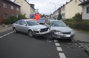 Polizei Düren: POL-DN: Heftiger Zusammenstoß