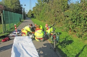 Polizei Mettmann: POL-ME: Hund läuft in Radfahrer: 72-Jähriger schwer verletzt - Ratingen - 2110045