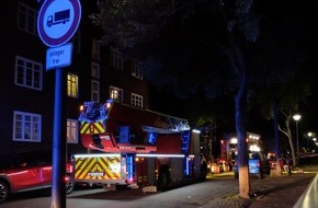 Feuerwehr Gelsenkirchen: FW-GE: 3 Verletzte bei Feuer in Bulmke-Hüllen