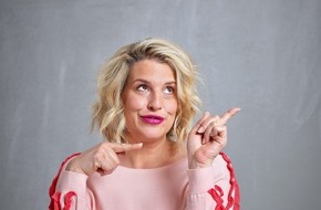 Wort & Bild Verlagsgruppe - Gesundheitsmeldungen: Warum Elena Uhlig der Pizza abschwört: "Gepupst wie eine Rakete" / Schauspielerin und Instagram-Star Elena Uhlig nutzt ihre Reichweite, um über Darmkrankheiten aufzuklären