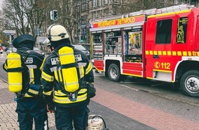 Feuerwehr Detmold: FW-DT: Brandgeruch aus Wohnung - Brennender Pappkarton ruft Feuerwehr Detmold auf den Plan