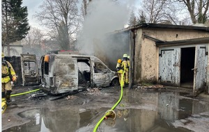 Polizei Duisburg: POL-DU: Bruckhausen: Verpuffung nach Falschbetankung - eine Person verletzt