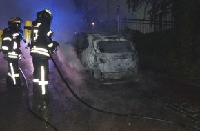 Polizei Minden-Lübbecke: POL-MI: BMW geht in Flammen auf