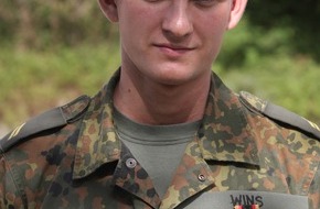 Presse- und Informationszentrum Marine: Marine - Pressemitteilung: Hohe Auszeichnung für Wehrpflichtigen - Marinesicherungssoldat bewies Zivilcourage (mit Bild)