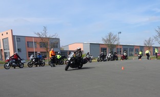 Polizeipräsidium Trier: POL-PPTR: 8. Internationales Motorradsymposium
