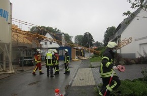 Feuerwehr Mülheim an der Ruhr: FW-MH: Umgestürzter Baukran