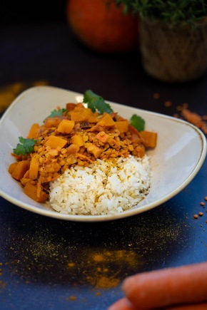 PRESSEMITTEILUNG: Gewürze als Impulsgeber: Compass Group setzt mit „Spice it up“ neue Akzente in der Gemeinschaftsverpflegung