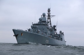 Presse- und Informationszentrum Marine: Fregatte "Augsburg" läuft zur Operation "Sophia" aus