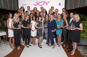 Bauer Media Group: 21 strahlende Sieger: Bereits zum 9. Mal verleiht JOY den "JOY Trend Award" 

Auszeichnung von 21 Fashion-, Beauty- und Lifestyle-Produkten / glamouröse Abendveranstaltung im Tantris, München
