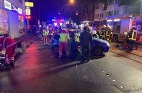 Feuerwehr Bochum: FW-BO: Verkehrsunfall an der Castroper Straße