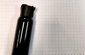 Bundespolizeidirektion Sankt Augustin: BPOL NRW: Bundespolizei stellt Pfefferspray bei 18-Jährigem sicher