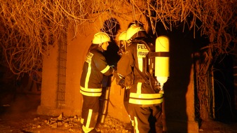Feuerwehr Frankfurt am Main: FW-F: Ein Brand in einem Hochbunker im Stadtteil Griesheim beschäftigte die Feuerwehr am gestrigen Abend