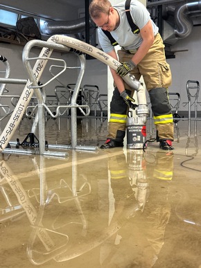 FW Weinheim: Heftiges Unwetter sorgt für mehrere Feuerwehreinsätze Tiefgaragen, Keller und Straßen betroffen